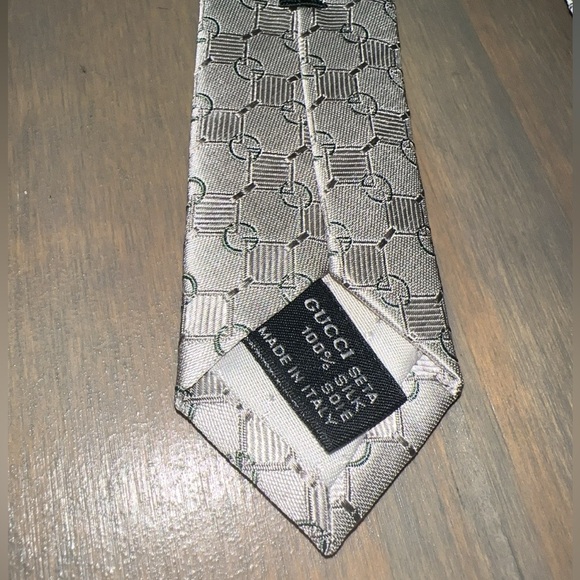 GUCCI Neck Tie 💎Authentic - Picture 10 of 12